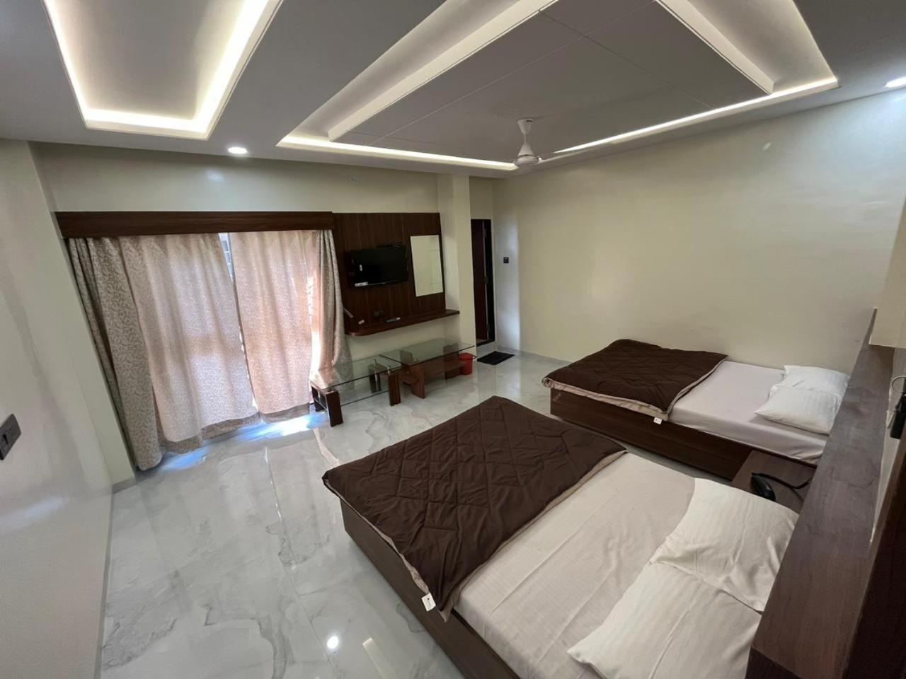 Hotel Sai Sandesh Shirdi Exterior photo